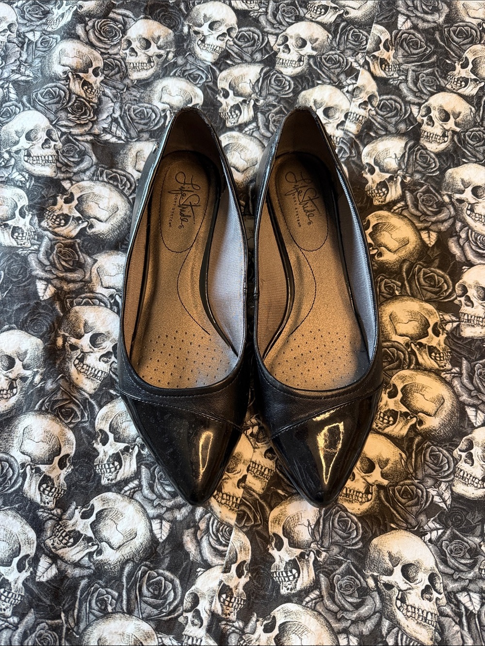 Life Stride SOFT SYSTEM Black Patent Pointed Toe Flats SUPPORT SZ:8.5